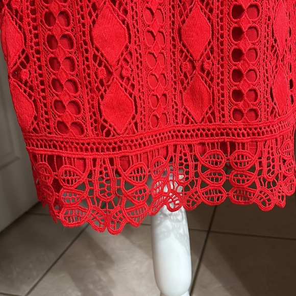 Lulu‘s First Kiss Red Crocheted Lace Mini Dress Dolman Flutter Sleeve M - Picture 7 of 12